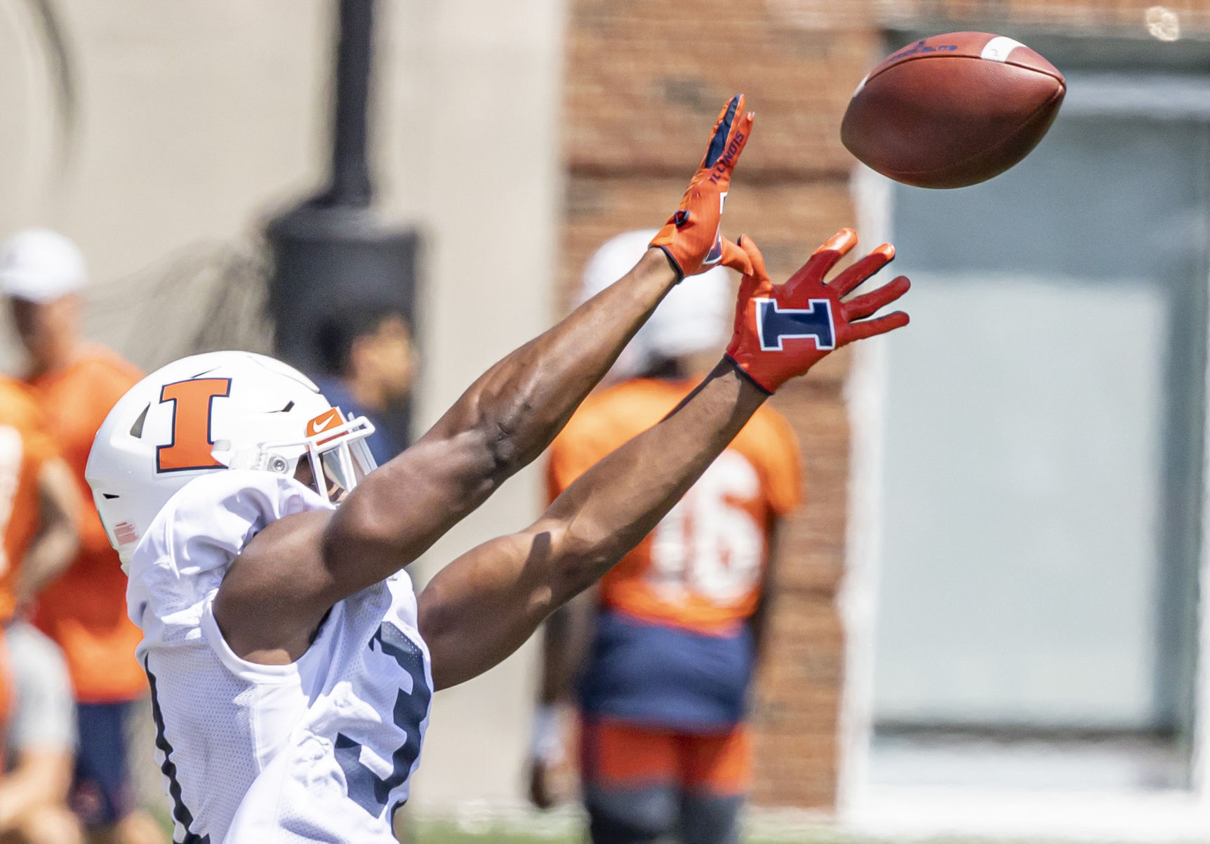 Illinois football practice 48 080221.JPG